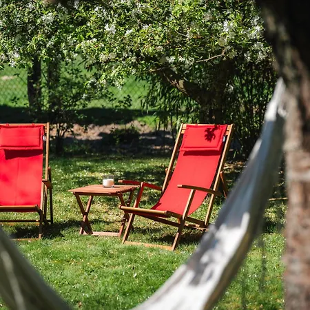 דירה Am Silberberg, באד סארואו